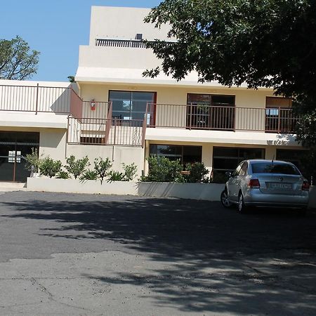 Pyramids Motel Van Reenen Exterior foto
