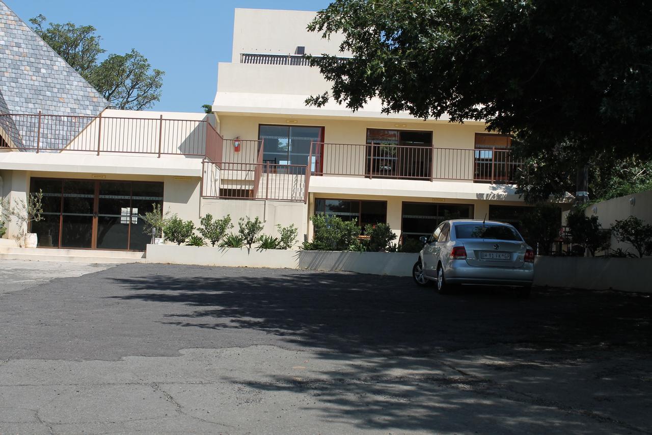 Pyramids Motel Van Reenen Exterior foto